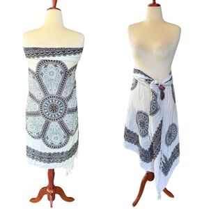 ShuShi White Bandana Print Convertible Sarong Cover Up Sundress 40”X 72” NWT